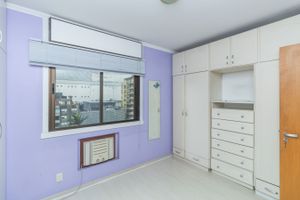 Image 11 - 216355
