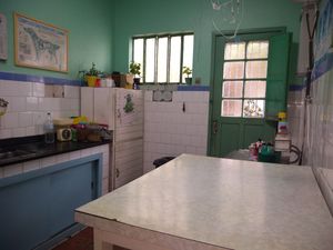 Image 6 - 216401