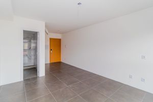 Image 3 - 216405