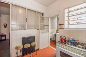 Image 30 - 216409