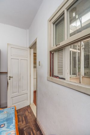 Image 34 - 216409