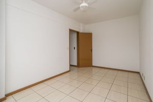 Image 7 - 216430