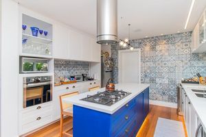 Image 38 - 216535