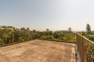 Image 34 - 216600