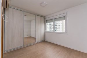 Image 16 - 216623