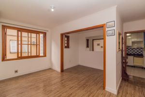 Image 4 - 216644