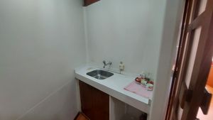 Image 7 - 216697
