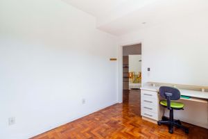 Image 34 - 216757