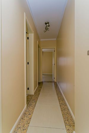 Image 8 - 216799