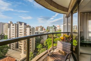 Image 8 - 216878