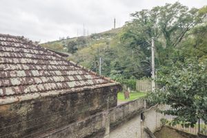 Image 12 - 216899