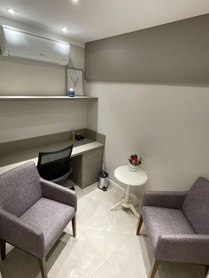 Image 25 - 216917