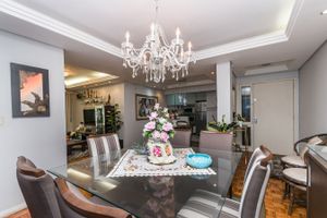 Image 11 - 216921