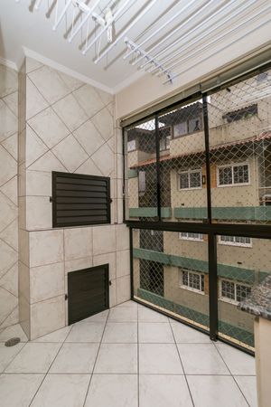 Image 4 - 216942
