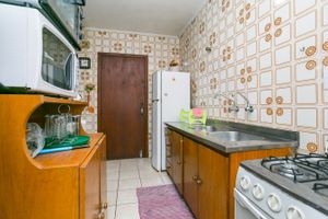 Image 16 - 216958