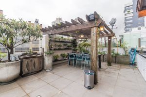 Image 16 - 216979