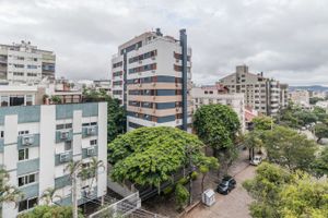 Image 17 - 216979
