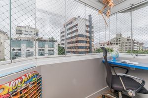 Image 35 - 216979