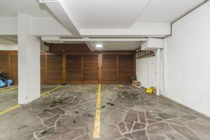 Image 37 - 216979