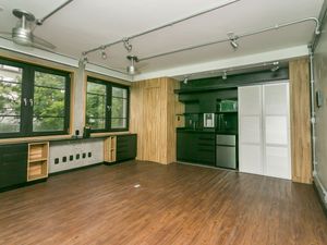 Image 6 - 216991