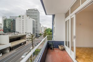 Image 4 - 217028