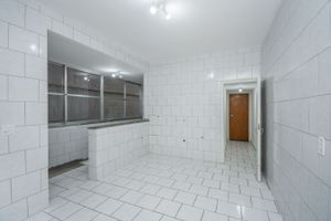 Image 26 - 217028