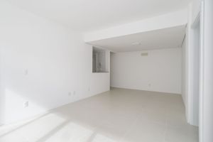 Image 3 - 217041