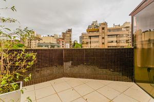 Image 27 - 217079