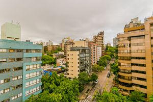 Image 33 - 217079
