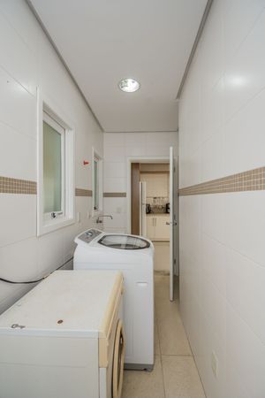 Image 32 - 217087