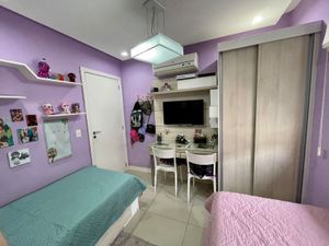 Image 17 - 217177