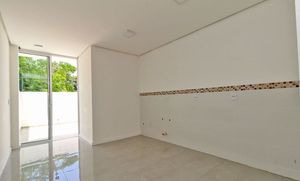 Image 33 - 217198