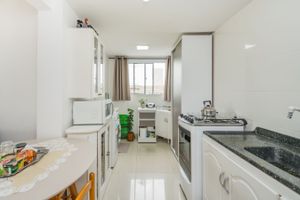 Image 25 - 217244