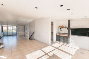 Image 7 - 217255