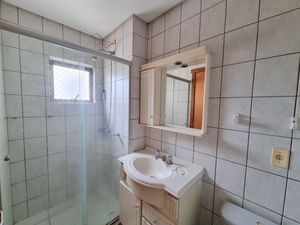 Image 10 - 217259