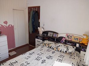 Image 6 - 217266