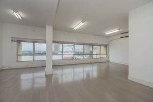 Image 4 - 217285