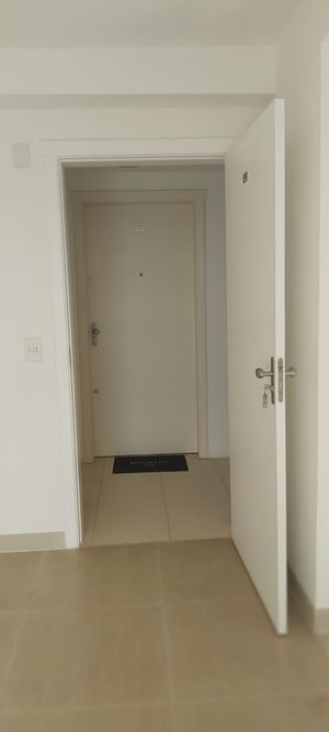 Image 14 - 217305