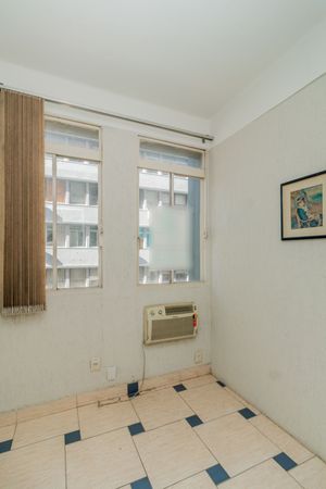 Image 3 - 217382