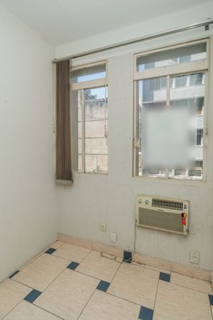 Image 4 - 217382