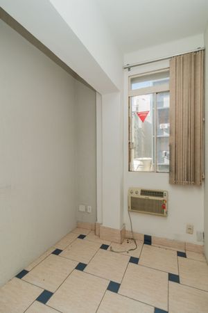 Image 7 - 217382