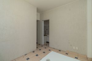 Image 13 - 217382