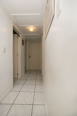 Image 6 - 217394