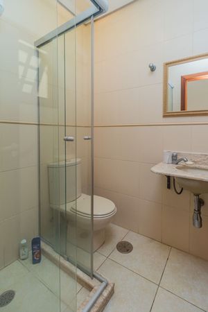 Image 34 - 217526