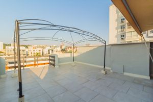 Image 33 - 217544