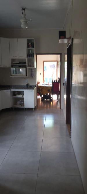 Image 3 - 217579