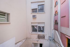Image 5 - 217585