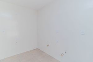 Image 17 - 217592