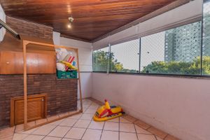 Image 4 - 217646