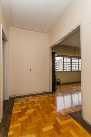 Image 4 - 217687